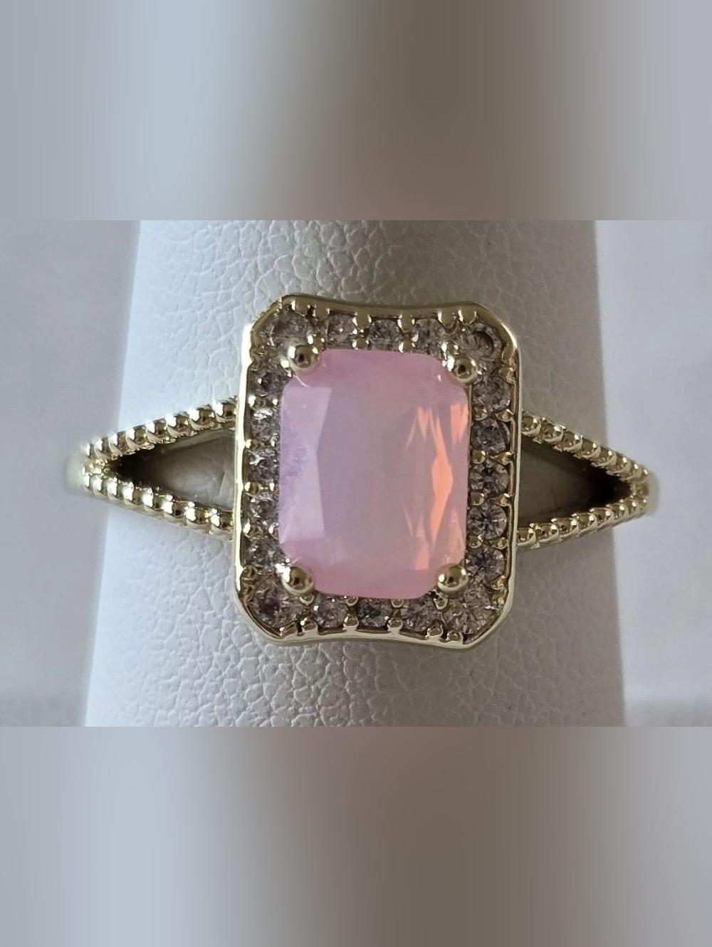 Kitty Ring By Oomiay